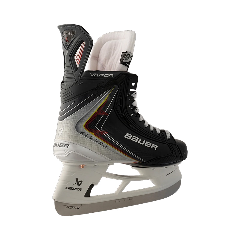 送料無料】BAUER スケート靴 S25 ベイパー FLYPRO インター アイス