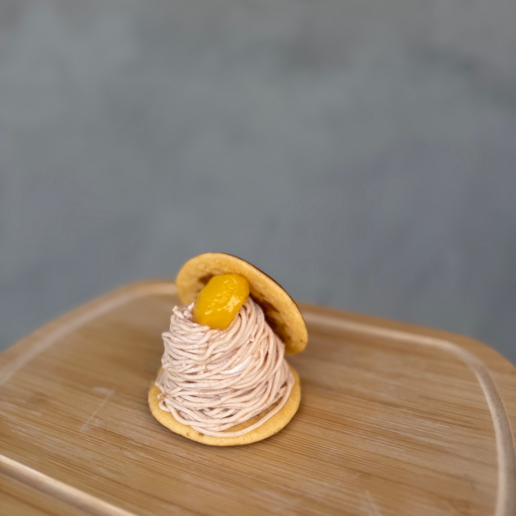 モンブラン生どら 6個入り | すべての商品 | 古都乃和 (TS CUBIC