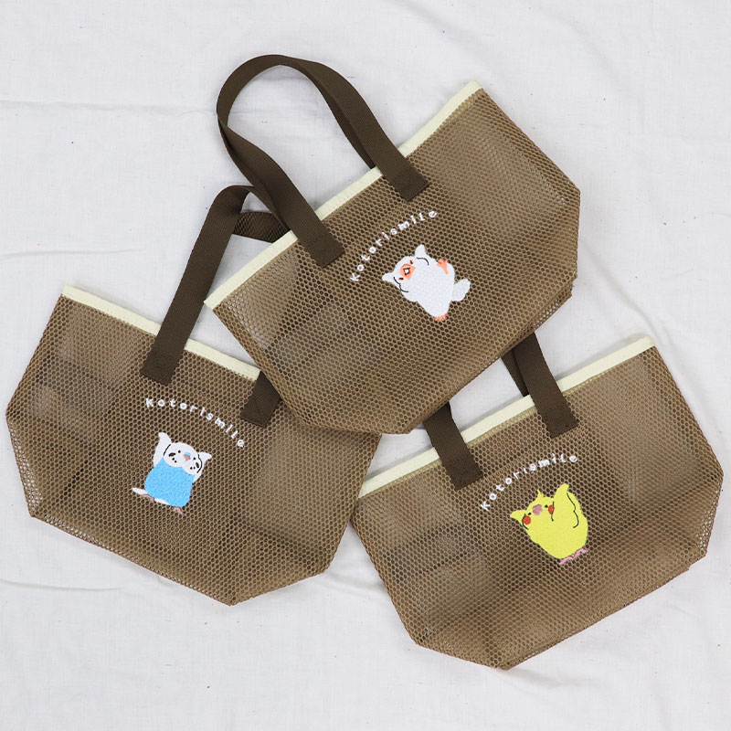 メッシュ刺繍トート ◆◆ ランチトート トートバッグ 【ことりすまいる】