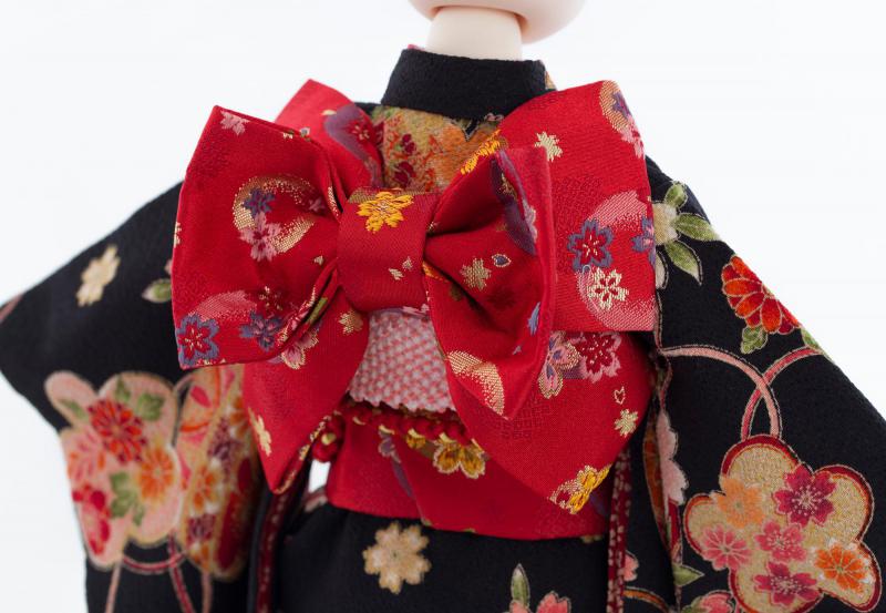 鞠に桜の着物9点セット(鞠に桜・黒) | あや,着物 | 人形工房松寿