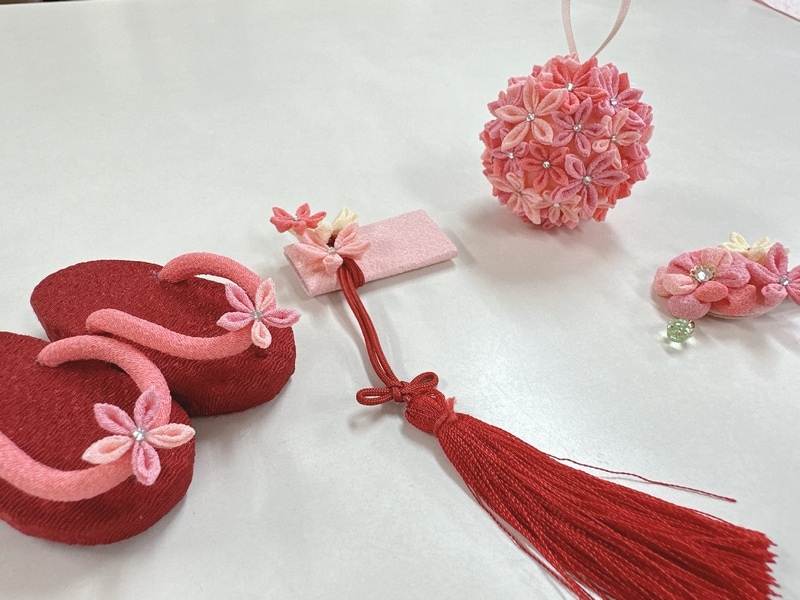 正絹着物セット（水色・ﾋﾟﾝｸ花）