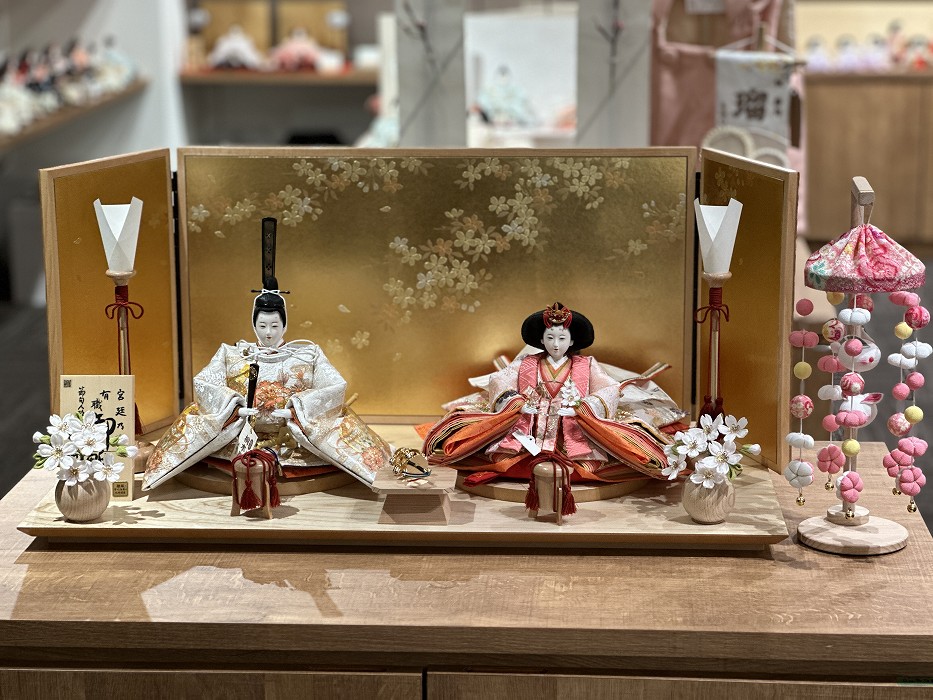 つるし飾り<br>松寿つるし「うさぎ（ピンク）」（大）<br>台付