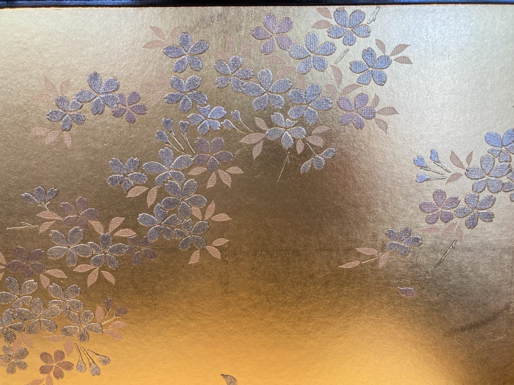 十番<BR>金彩京刺繍親王飾り