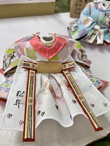 五寸<BR>おぼこ雛（にゃんびな）親王飾り