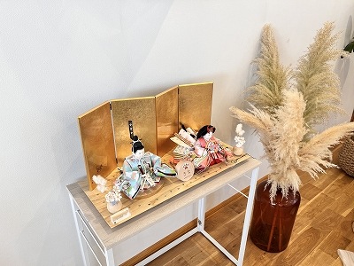 五寸<BR>おぼこ雛（にゃんびな）親王飾り