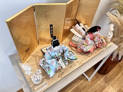 五寸<BR>おぼこ雛（にゃんびな）親王飾り