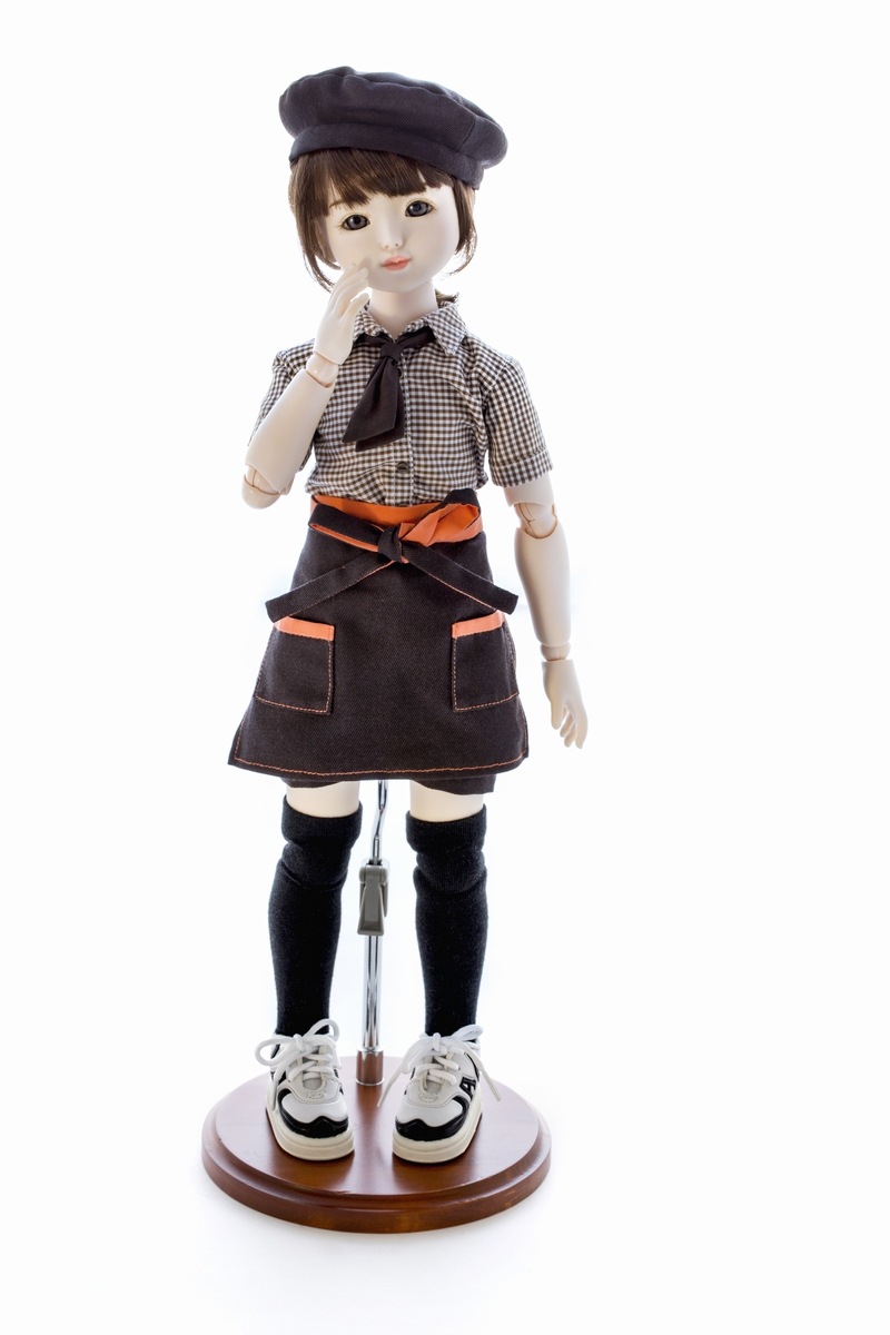 【初版】街で見かける可愛い制服 レストラン・菓子店編 街で見かける可愛い制服 レストラン・菓子店編の通販 by にゃ～ん's