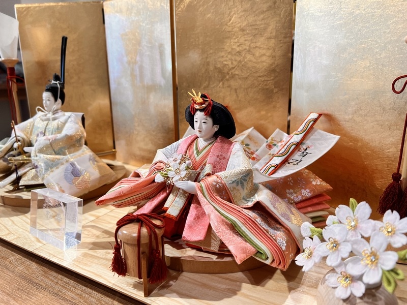 十一番<BR>袋帯親王飾り