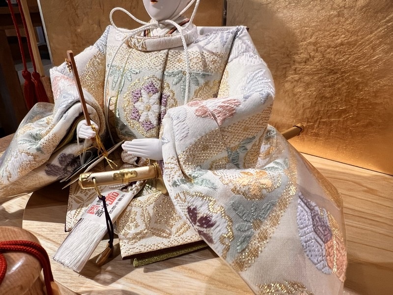 十一番<BR>袋帯親王飾り