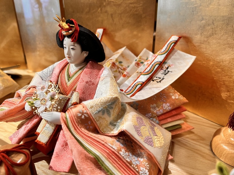 十一番<BR>袋帯親王飾り