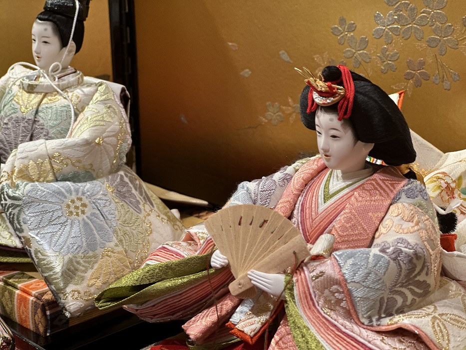 十一番<BR>袋帯親王飾り