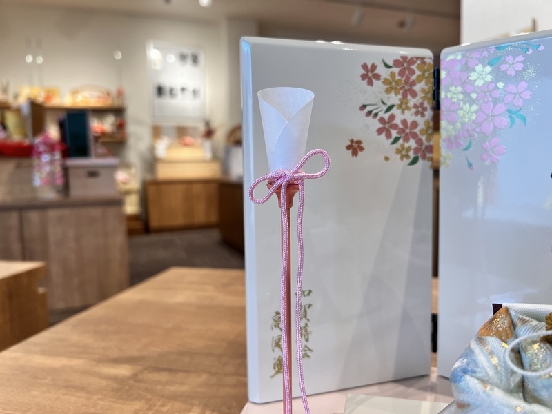 三寸<BR>おぼこ雛飾り