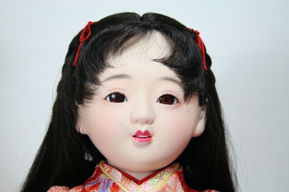 座り市松人形「お座りさん」