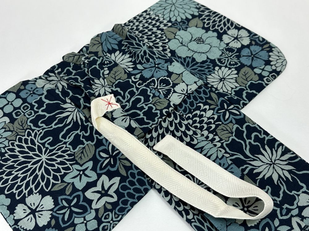 浴衣セット 牡丹と菊 (全2色)