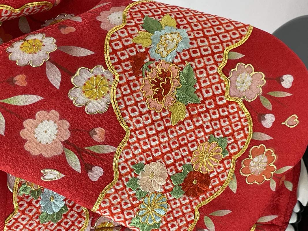 12号 切嵌金彩京刺繍  市松人形