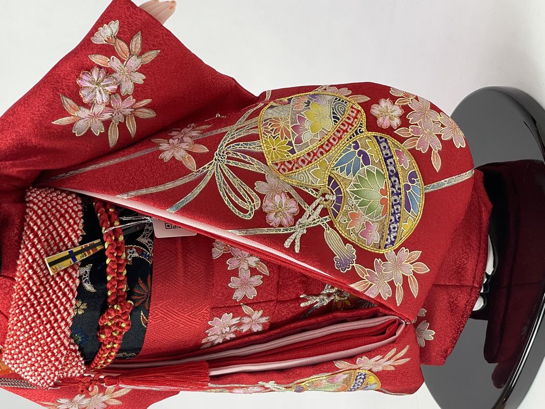 12号 切嵌金彩京刺繍 市松人形 | 市松人形,12号 | 人形工房松寿