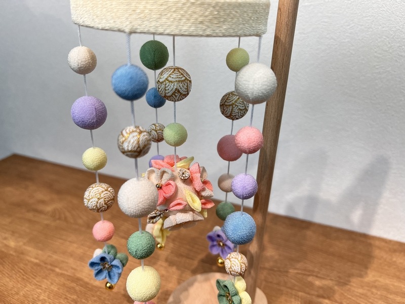 つるし飾り（大）<br>松寿つるし「小花（マルチ）」<br>台付