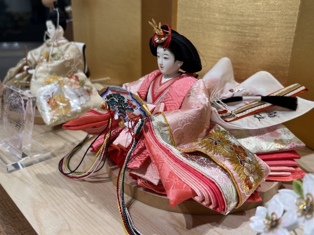 十一番<BR>親王飾り