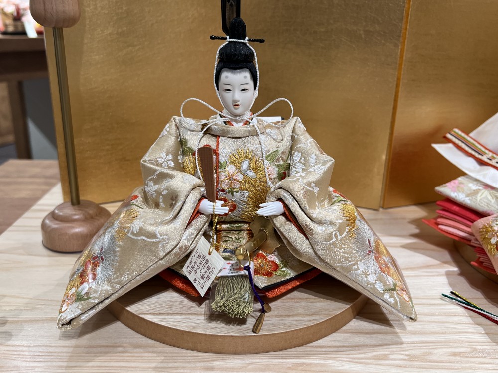 十一番<BR>親王飾り