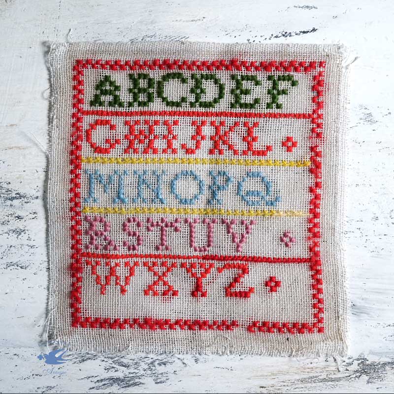 �����ꥹ�Υ���ƥ������ɽ�����ץ顼15.5��14.5cm��ge-798