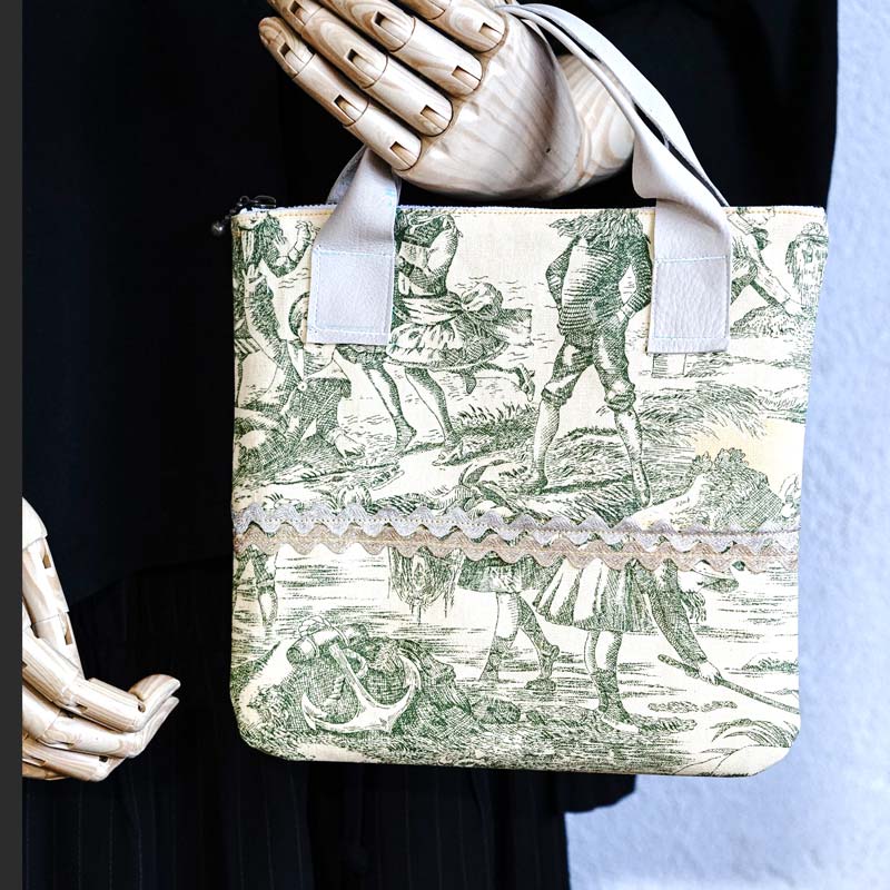 ���������Υȥ��ɥ��奤�γפλ������դ��ϥ�ɥᥤ�ɥݡ���W22��H21.5cm gr-014