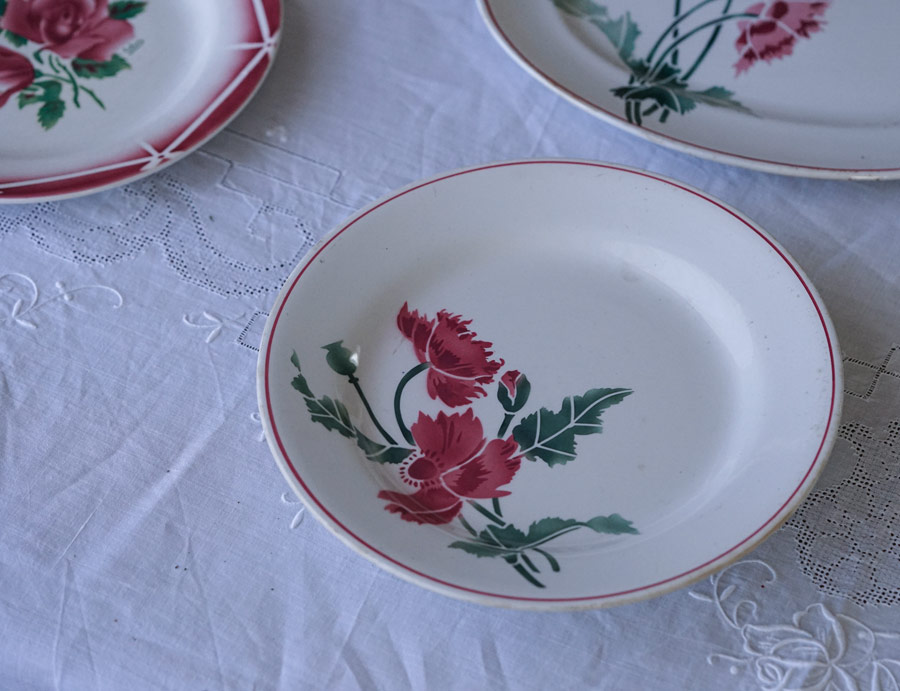 HBCMモントローのステンシルケーキスタンド23.5×5cm gc-990の通販