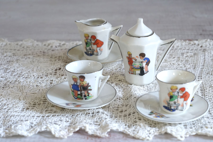 アールデコのおままごとディネットDinette 子供とペットの暮らし Tea