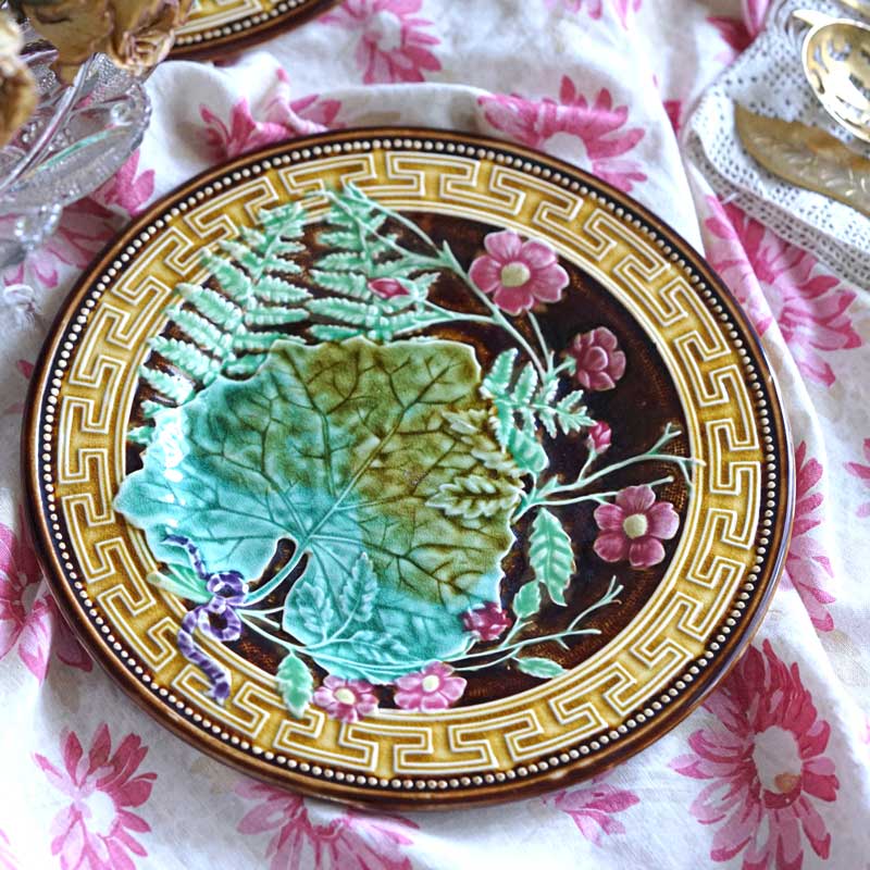 バルボティーヌショワジールロワChoisy le Roiお花と葉っぱのプレート 