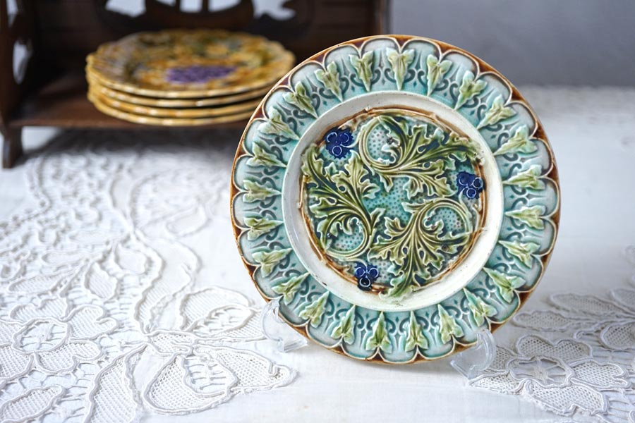 葉っぱのレリーフが見事なバルボティーヌ21.5cm gc-1480の通販