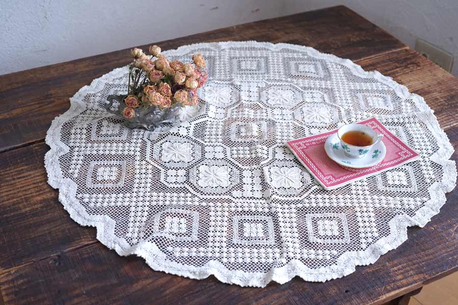 色糸Vintageフィレレース　生成り　円形　フリークロス 色糸Vintageフィレレース 生成り 円形 フリークロス