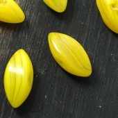 Yellow�Υޡ��֥����ͤΥ��饹�ܥ���2.3��0.9��0.9cm gbu-068