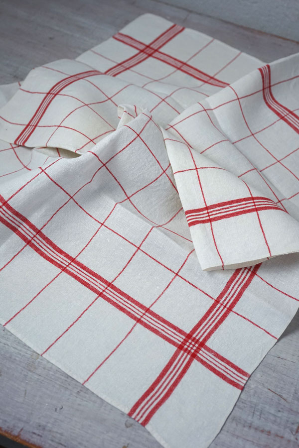 アンティークリネンレッドチェックのキッチンリネン74×57cm gli-0365の