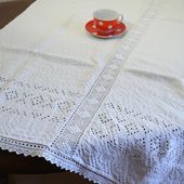 刺繍の国ハンガリーの可愛いお花のテーブルクロス150×156cm ge