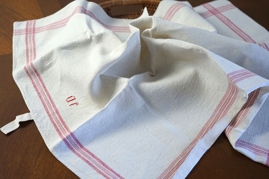 フランスの古いキッチンリネンJD刺繍入り74×61cm gli-0375の通販