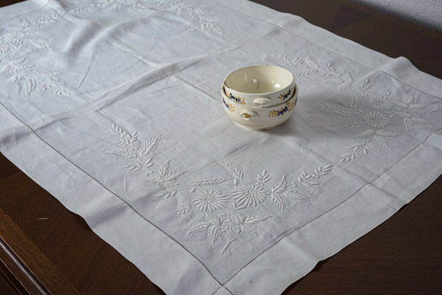フランスアンティーク　ドロンワーク　white刺繍　テーブルクロス フランスアンティーク ドロンワーク white刺繍 テーブルクロス