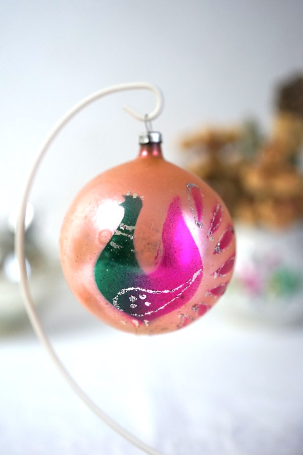 ポーランドのピンクコーラルに鳥が描かれたガラスオーナメントW8.2cm