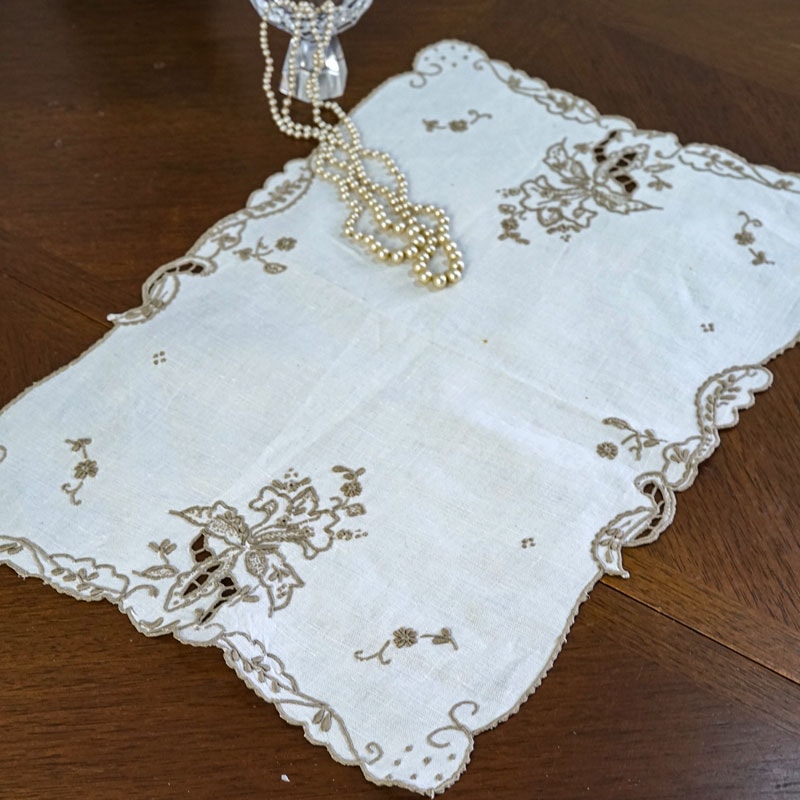 �衼���åѤΥ��åȥ���ɽ����������ơ��֥�ޥå�42��26.5cm ge-1165