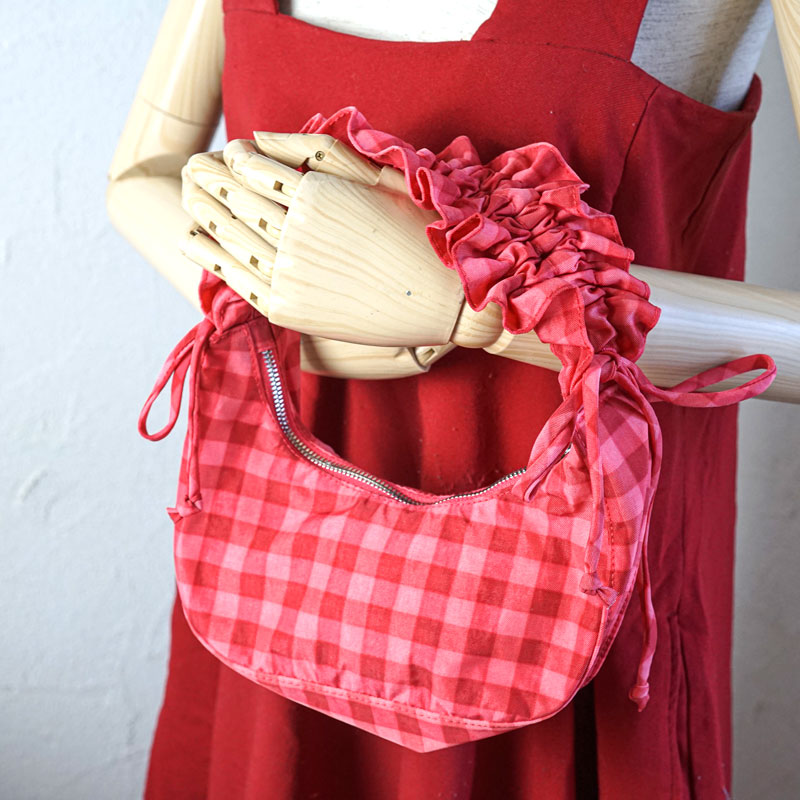 �ڴ����������ʡ�Molly Goddard �� BAGGU ����� �ߥ˥�åե�Хå��ʥ�ӡ����󥬥�ˡå���ե�󥷥�������Ź������̤���ѥ����դ� gb-343