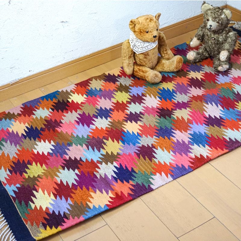 メキシコ・オアハカ 伝統工芸 サポテコ族の草木染め手織りウールラグ