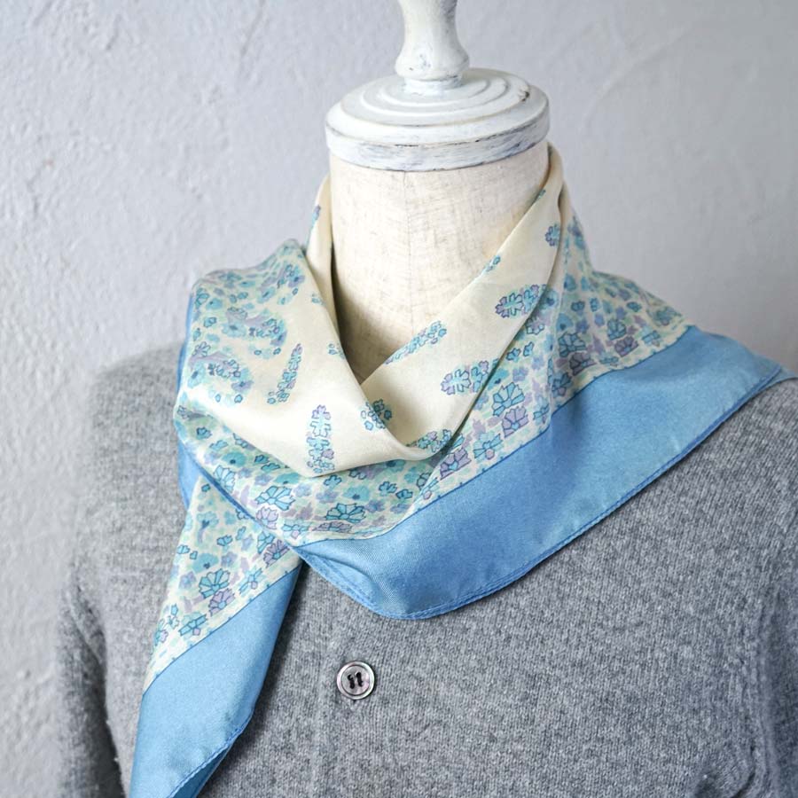 �ѹ������ơ��� �������֥롼���֤䤫�ʥ��륯�������ա�58��58cm��gd-304