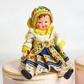 ドール・フィギュリン・陶器・木製・プラスティック・セルロイドなどの