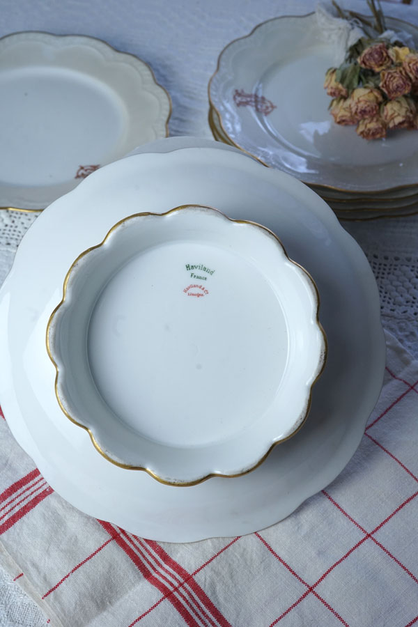 リモージュ アビランドLimoges Havilandのモノグラム入りコンポ