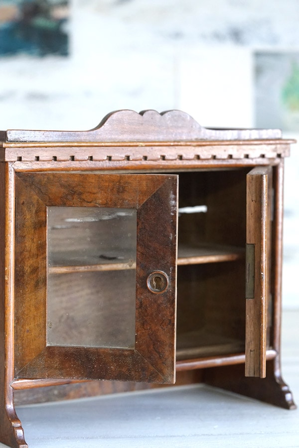 アンティークフランスミニチュアガラス扉付カップボードW25.5×H24×D10