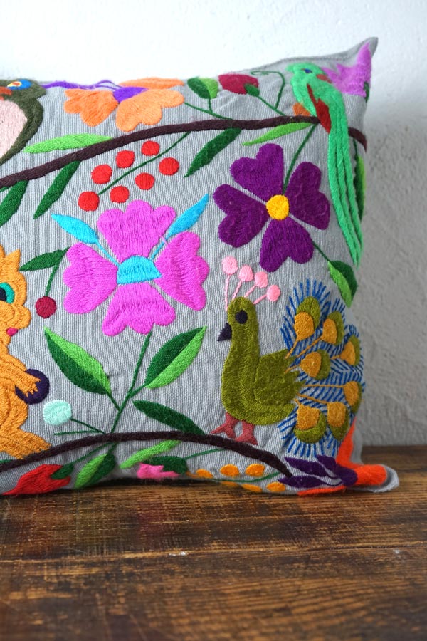 �ڥ����ϥ��ο�����֤����ۼ�ɽ��Υ��˥ޥ롦���å���󥫥С�45��42cm ge-1152