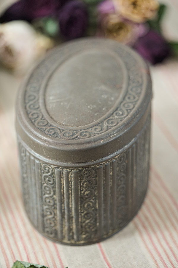 人気特価をすべて CAFE SANKAのティン缶1920-30年代頃 gk-588の通販｜こよなく 小物入れ