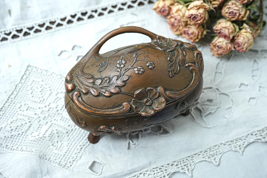 ����ƥ������Υ쥮���Υ��奨�꡼�ܥå���W14��D8��H8cm ga-1015