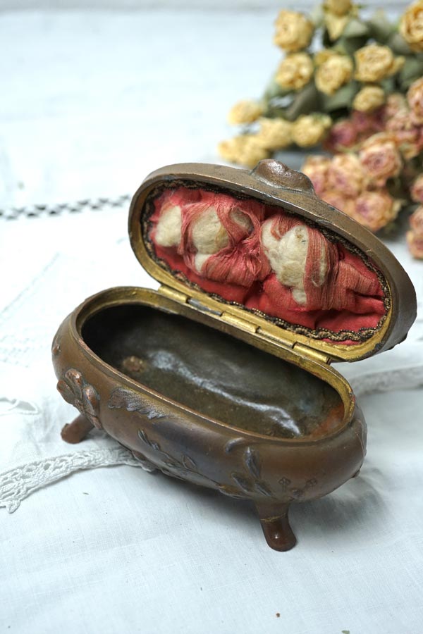 ����ƥ������Υ쥮���Υ��奨�꡼�ܥå���W14��D8��H8cm ga-1015