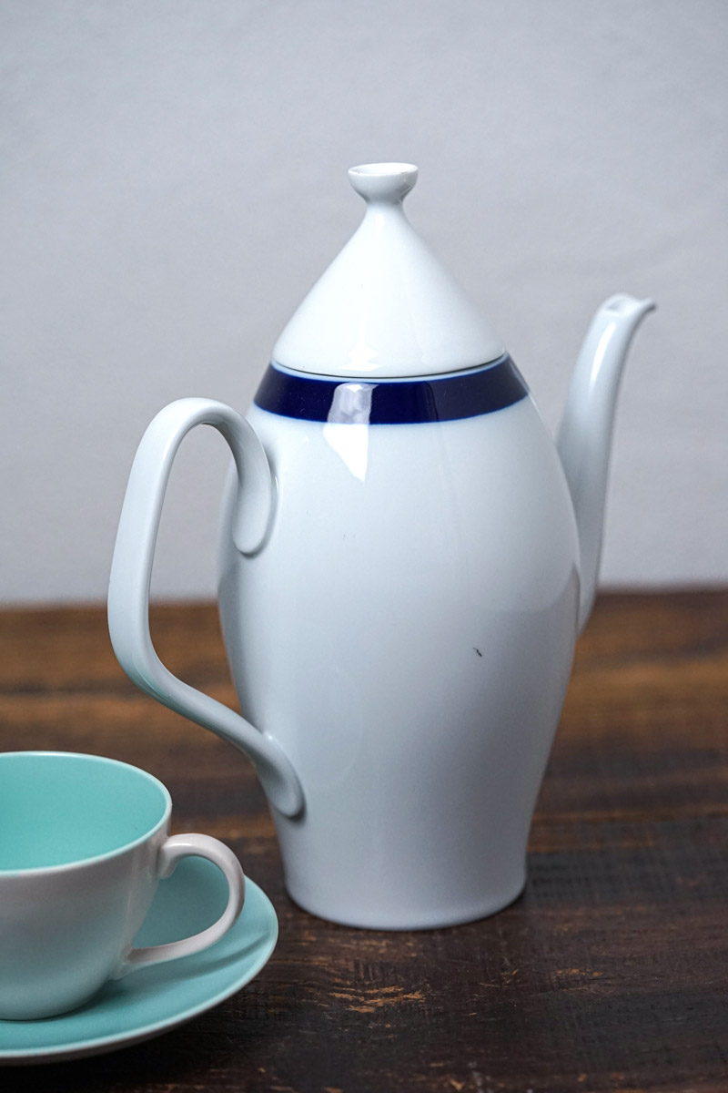 �ڥɥ��� Melitta��1960ǯ�庢 �ػҺ��Υ饤���������򼧤Υ����ҡ��ݥå� gc-1939