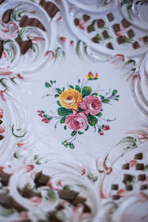 ロココ調の優雅なハンドペイントの深皿26×5cm gc-1495の通販｜こよなく