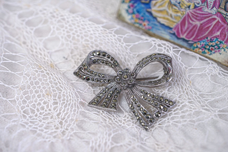 ��ܥ������դ��İ�������С��᥿��˥ޡ��������ȤΥ֥�����1950ǯ�庢 ga-1106